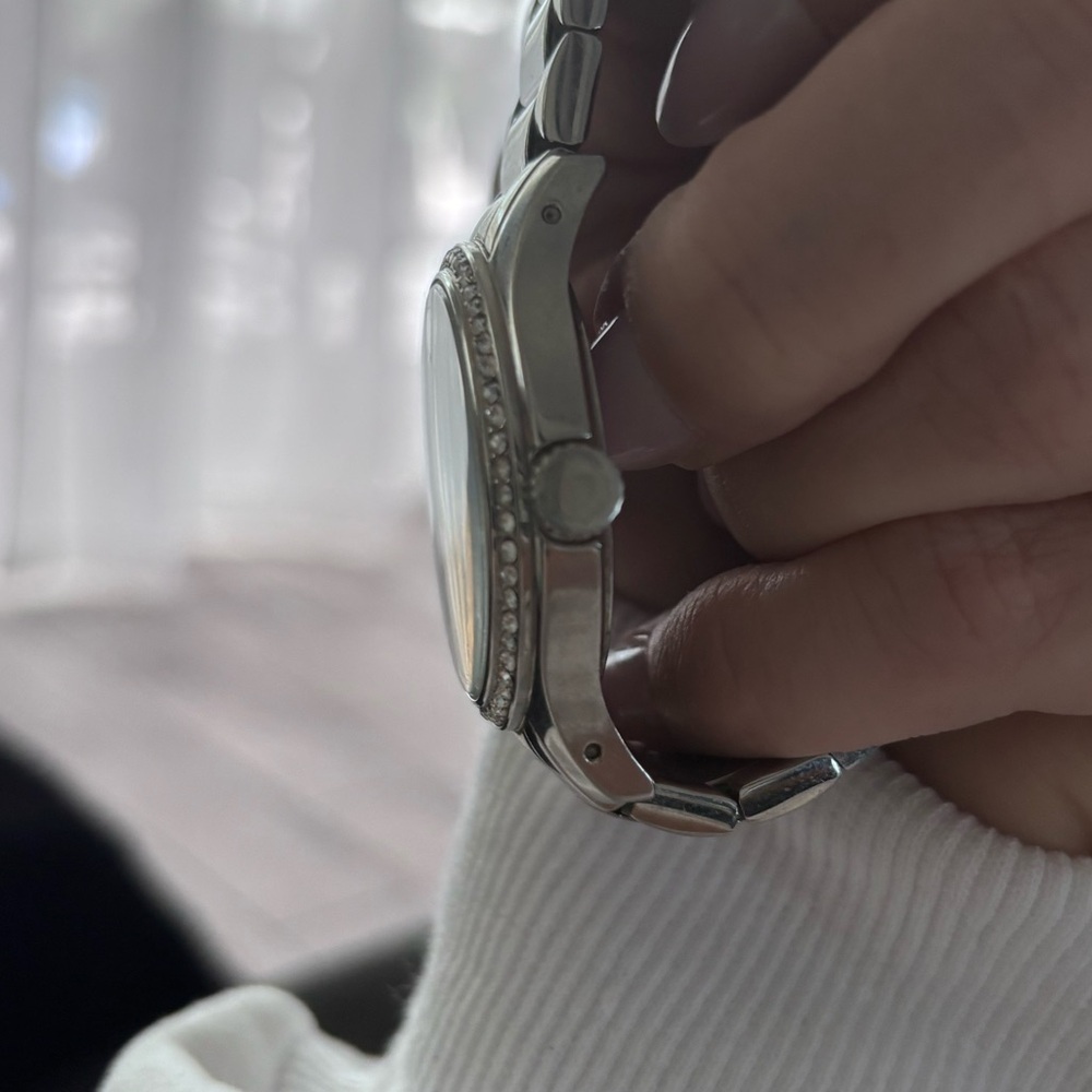 COACH "Maddy" wrist watch, model #14501937, stainless steel case & bracelet EUC - Picture 5 of 8